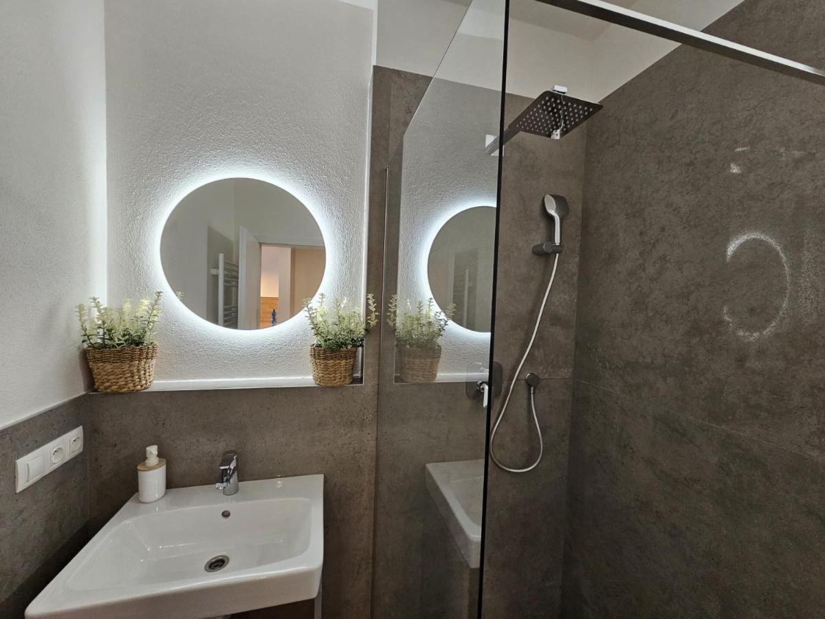 2 Room Apartment, New Building, Bosakova Street, 29 Bratislava Extérieur photo