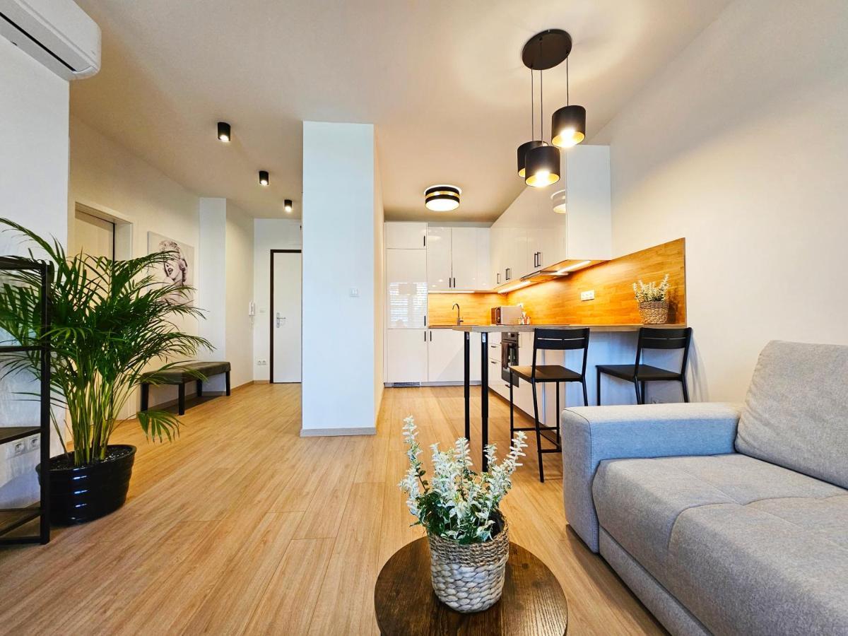 2 Room Apartment, New Building, Bosakova Street, 29 Bratislava Extérieur photo